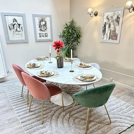 Apartment Luxurious Flat In Saint-germain-des-pres Paris