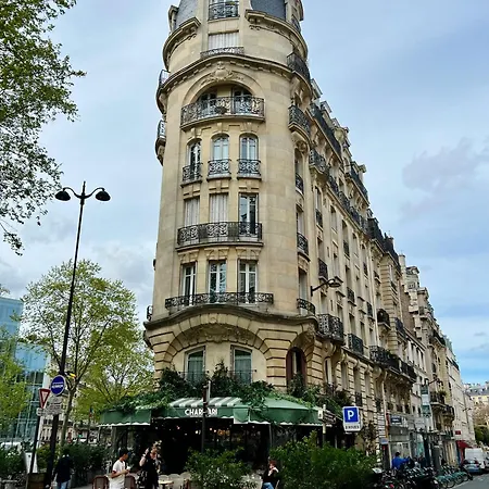 Luxurious Flat In Saint-germain-des-pres Paris