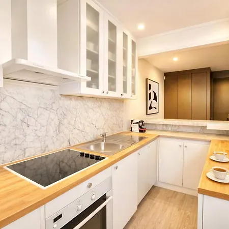 Saint Germain Des Pres - Prestige Loft For 6, 2br Paris
